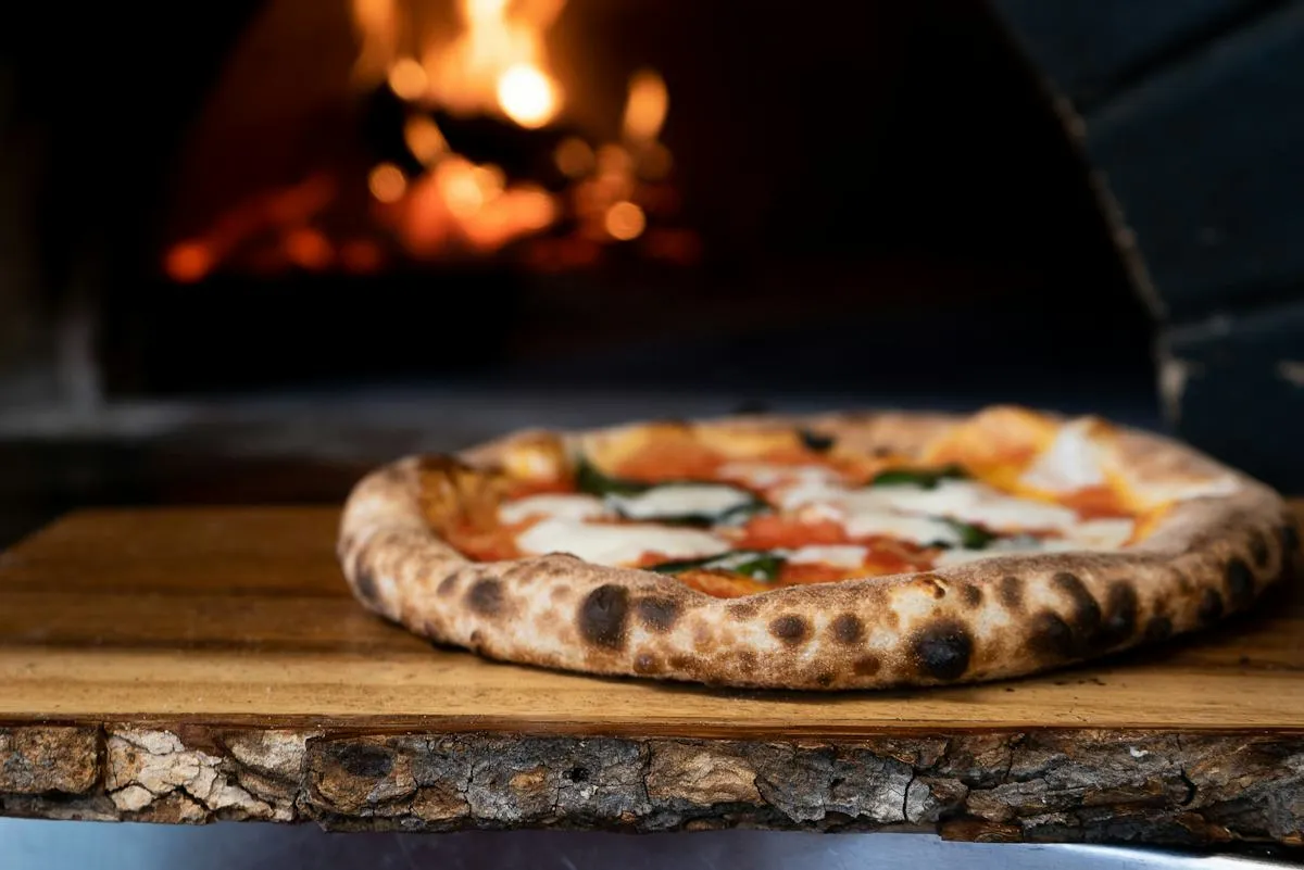Seasonal vegetable pizza